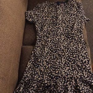 cutest floral dress :,)